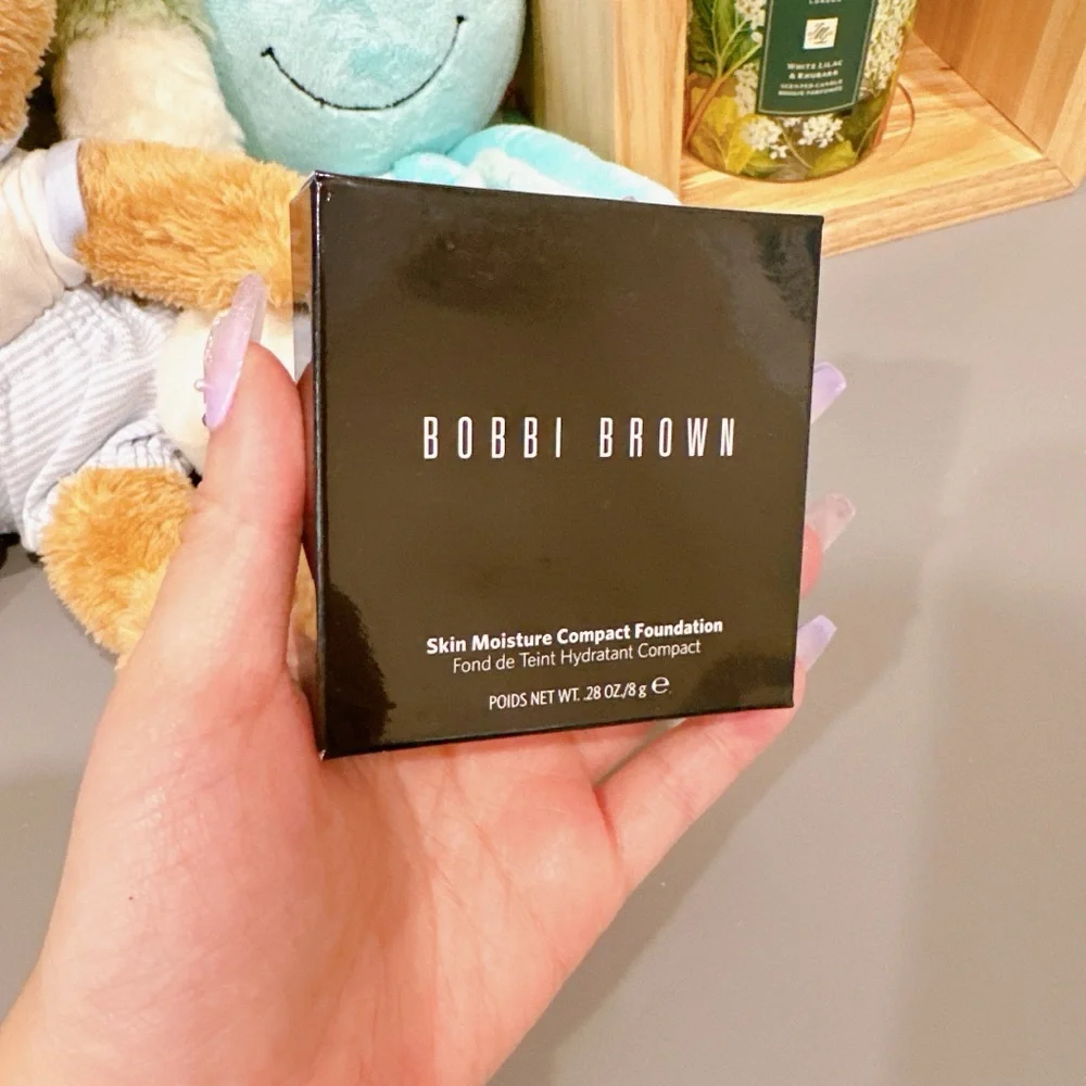 Bobbi Brown SKIN MOISTURE COMPACT FOUNDATION/NWB